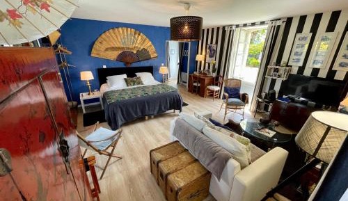 Deluxe King Suite
