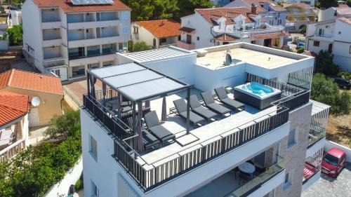 Penthouse Apartment