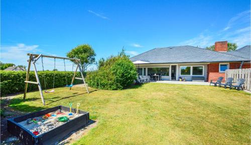 Three-Bedroom Holiday Home 