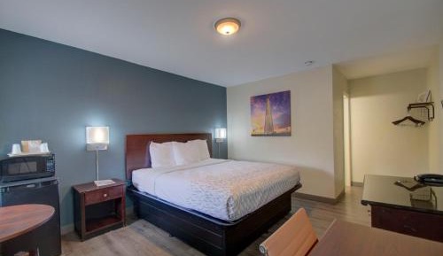 King Room - Non-Smoking