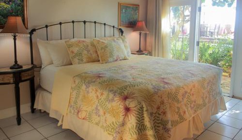 Two-Bedroom King Apartment with Oceanfront View