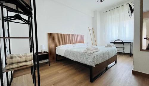 Deluxe Double Room with Shower