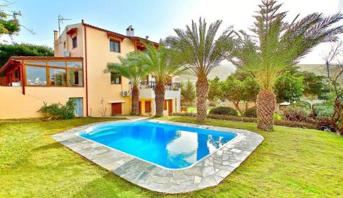 Five-Bedroom Villa