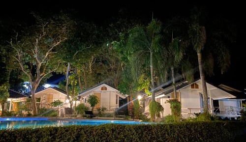 Double Room with Pool View