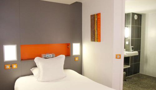Premium Single Room