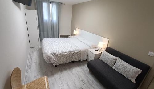 Standard Twin Room with Sofa
