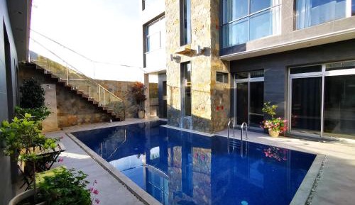 Double Room with Pool View