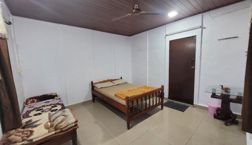 Basic Triple Room