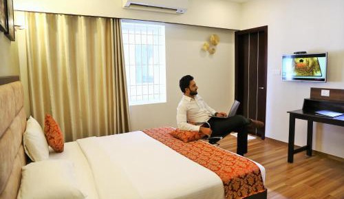 Deluxe King Room