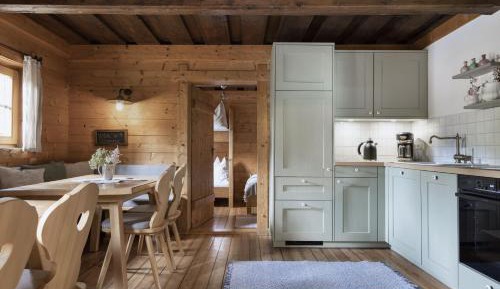 Three-Bedroom Chalet with Terrace