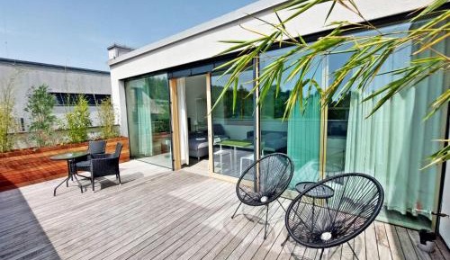 Studio with Terrace
