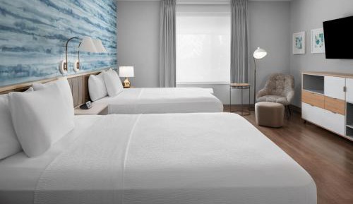 Studio with Two Queen Beds and Limited View