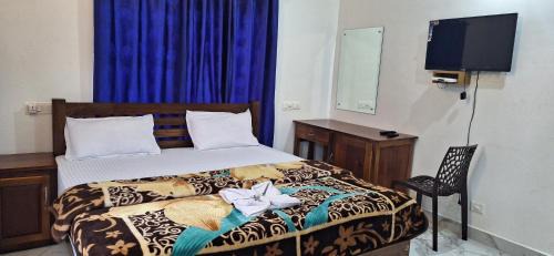 Double Room with Private Bathroom