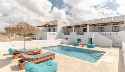 V2 - Three Bedroom Deluxe Villa with Sea View and Private Pool
