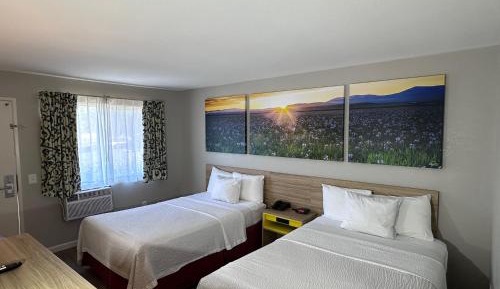 Double Room with Two Double Beds - Non-Smoking