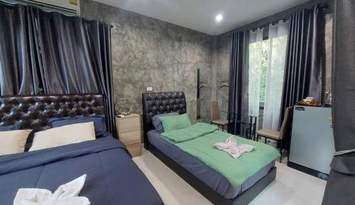 Triple Room with Private Bathroom