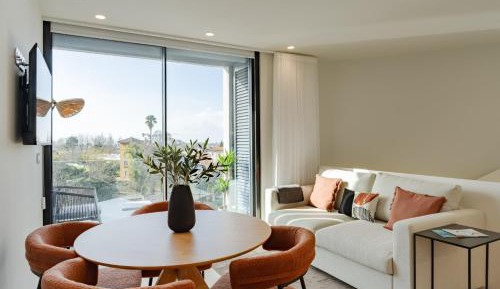 Apartment with Balcony
