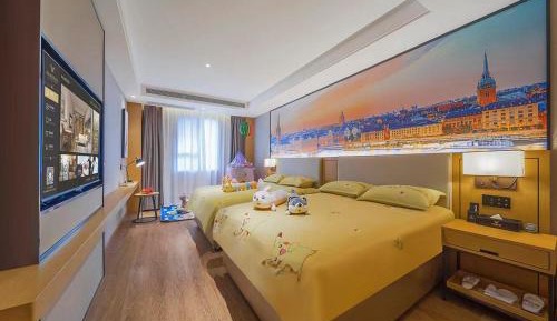 Family Twin Room 