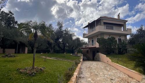 One-Bedroom House