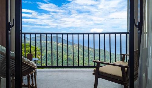 Deluxe Double or Twin Room with Sea View