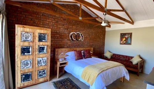 Large Double or Twin Room
