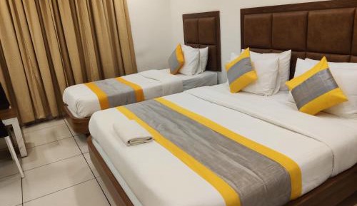 Deluxe Family Room