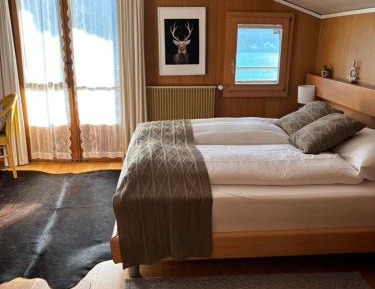Double Room with Balcony and Lake View