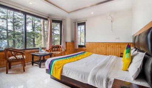 Deluxe Double Room With Forest View