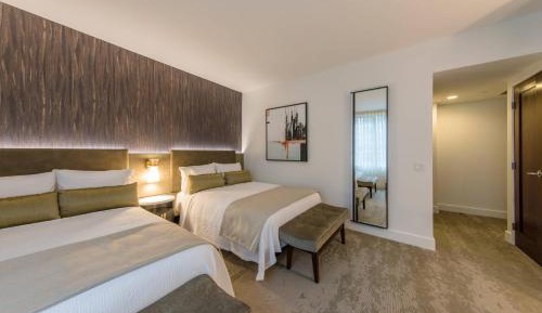 Deluxe Room with Two Double Beds