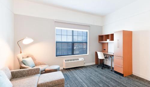 One-Bedroom Suite with Sofa Bed