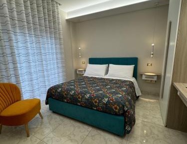 Large Double Room
