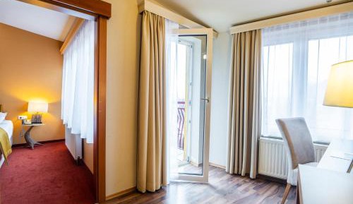 Suite with River View