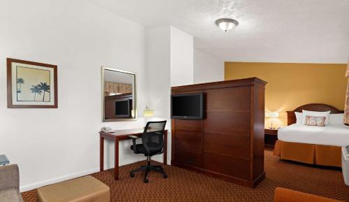 Double Suite with Sofa Bed - Non-Smoking