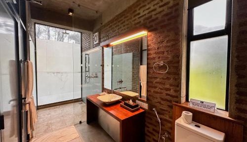Ehela Family Bungalow (10% off on food)
