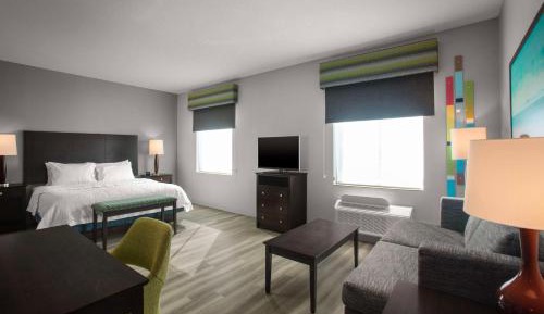 King Studio Suite with Sofa Bed - Non-Smoking