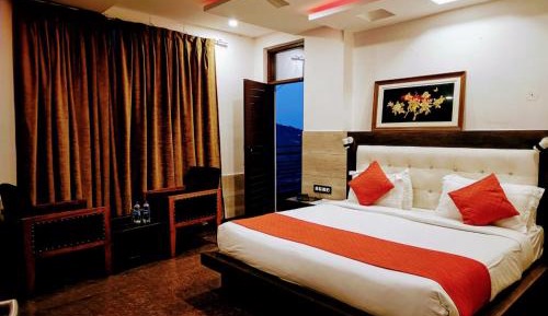 Deluxe Double Room with Balcony