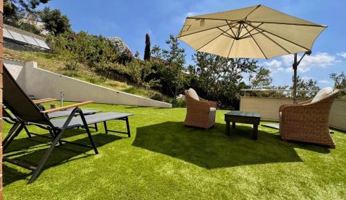 Studio with Terrace with Private Spa Access