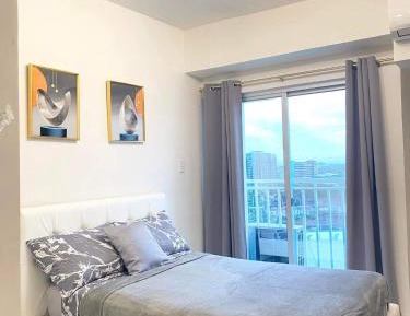 Studio with Balcony