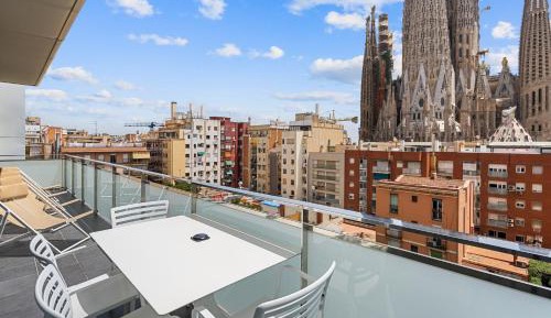 Four-Bedroom Apartment with City View