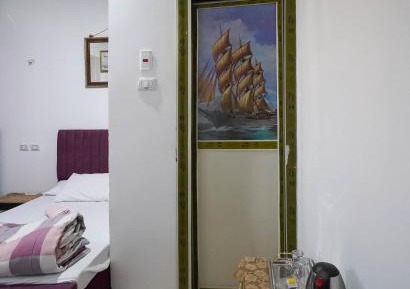 Deluxe Room (2 Adults + 1 Child)