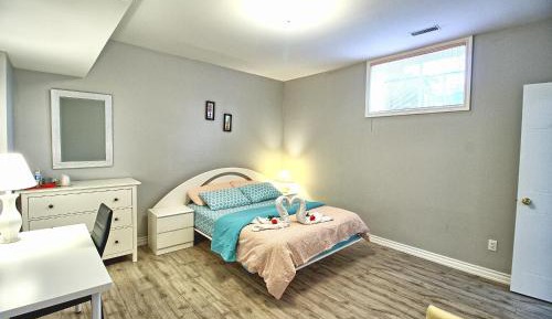 Deluxe Double Room with Shower