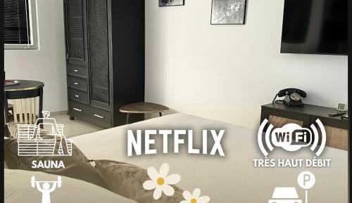 Deluxe Studio