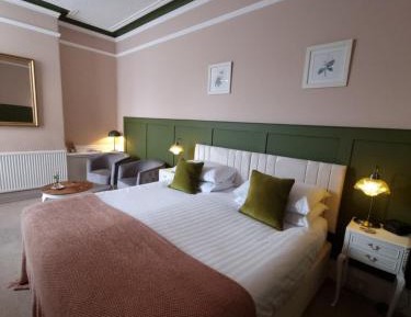 Standard King Room