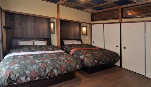 Japanese-Style Room