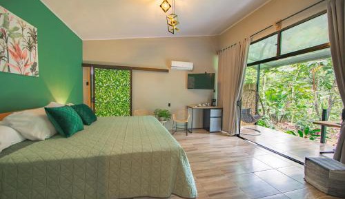 Villa with Garden View