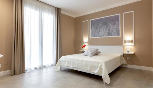 King Room with Mountain View