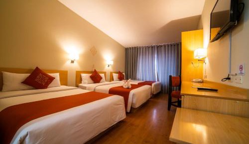 Triple Room