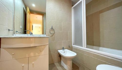 Standard Two-Bedroom Apartment (6 Adults)
