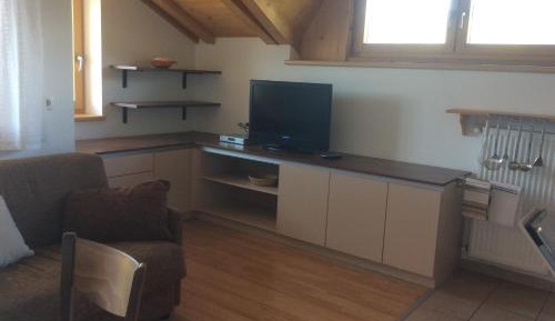 One-Bedroom Apartment with Balcony