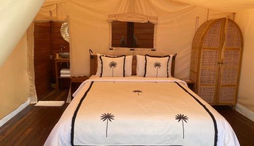 Deluxe Double Room with Balcony and Sea View
